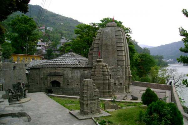 triloki_nath_temple_purani_mandi_town_himachal_pradesh.jpg