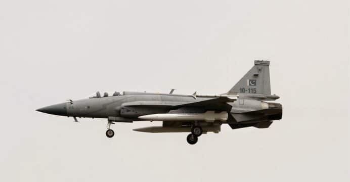 JF-17-CM-400AKG-01-692x360.jpg