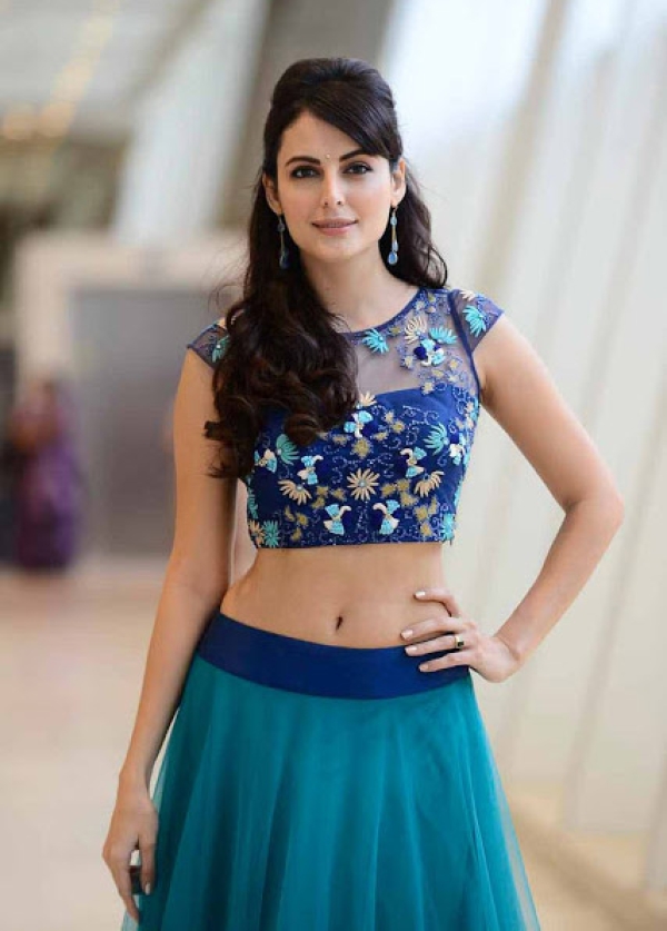 mandana-karimi_144231394110.jpg