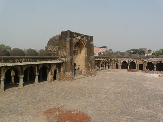 Begumpur-Mosque.jpg