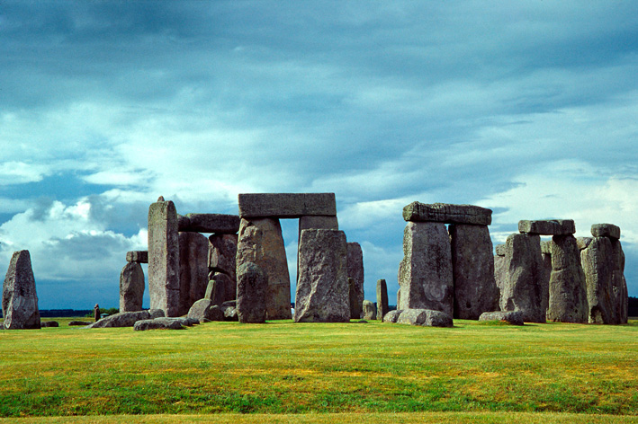 Stonehenge.jpg