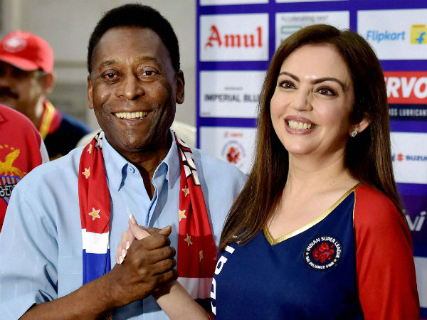 nita-ambani-pele-03-1464959343.jpg