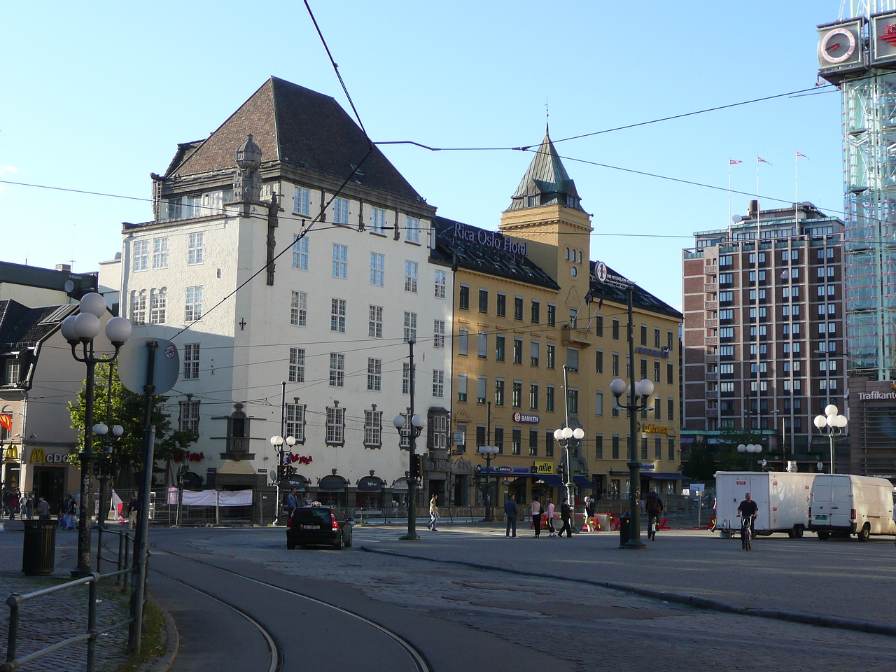 Jernbanetorget_in_2009.jpg