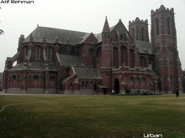 Main+Cathedral+in+Lahore+city.+McLeod+Road.jpg