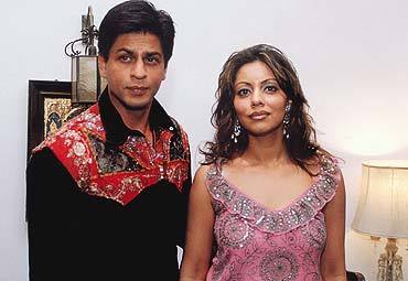 shah_rukh_khan_with_gauri_khan.jpg