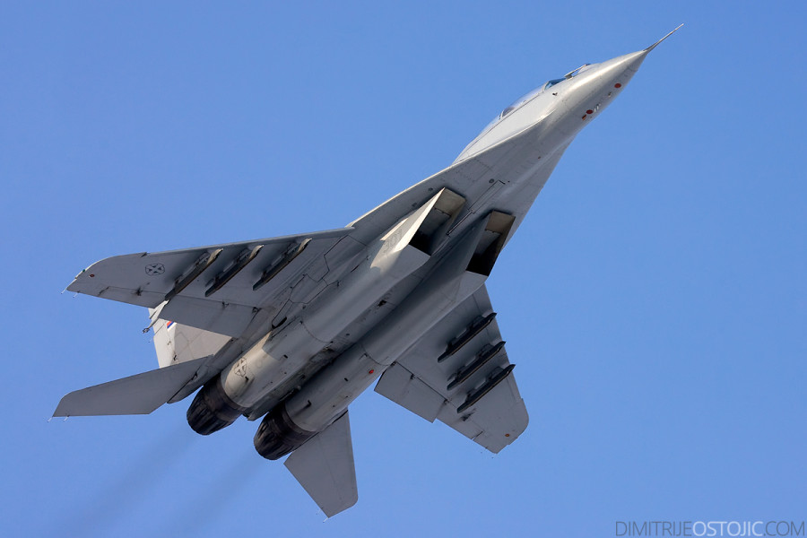 mig29_Batjnica20120210-900x600.jpg