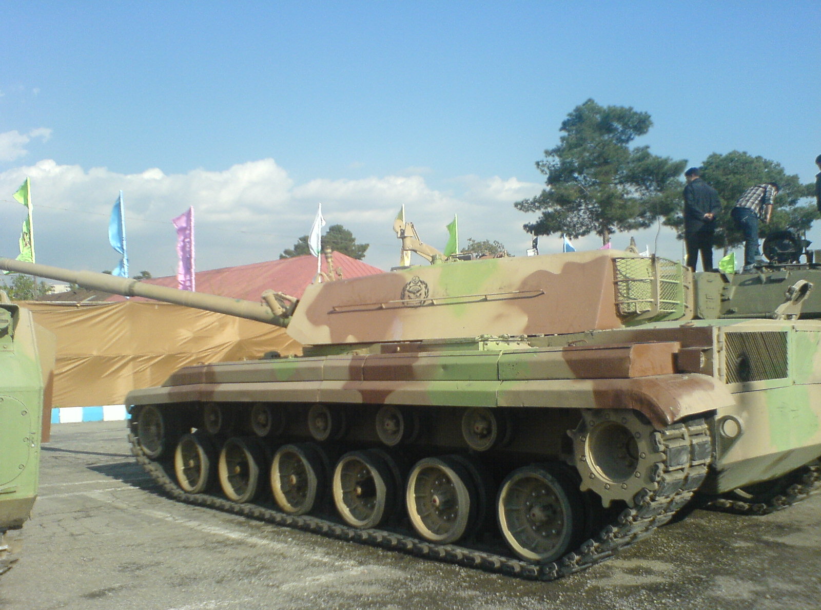 Zulfiqar_Tank_-_Side_View.JPG