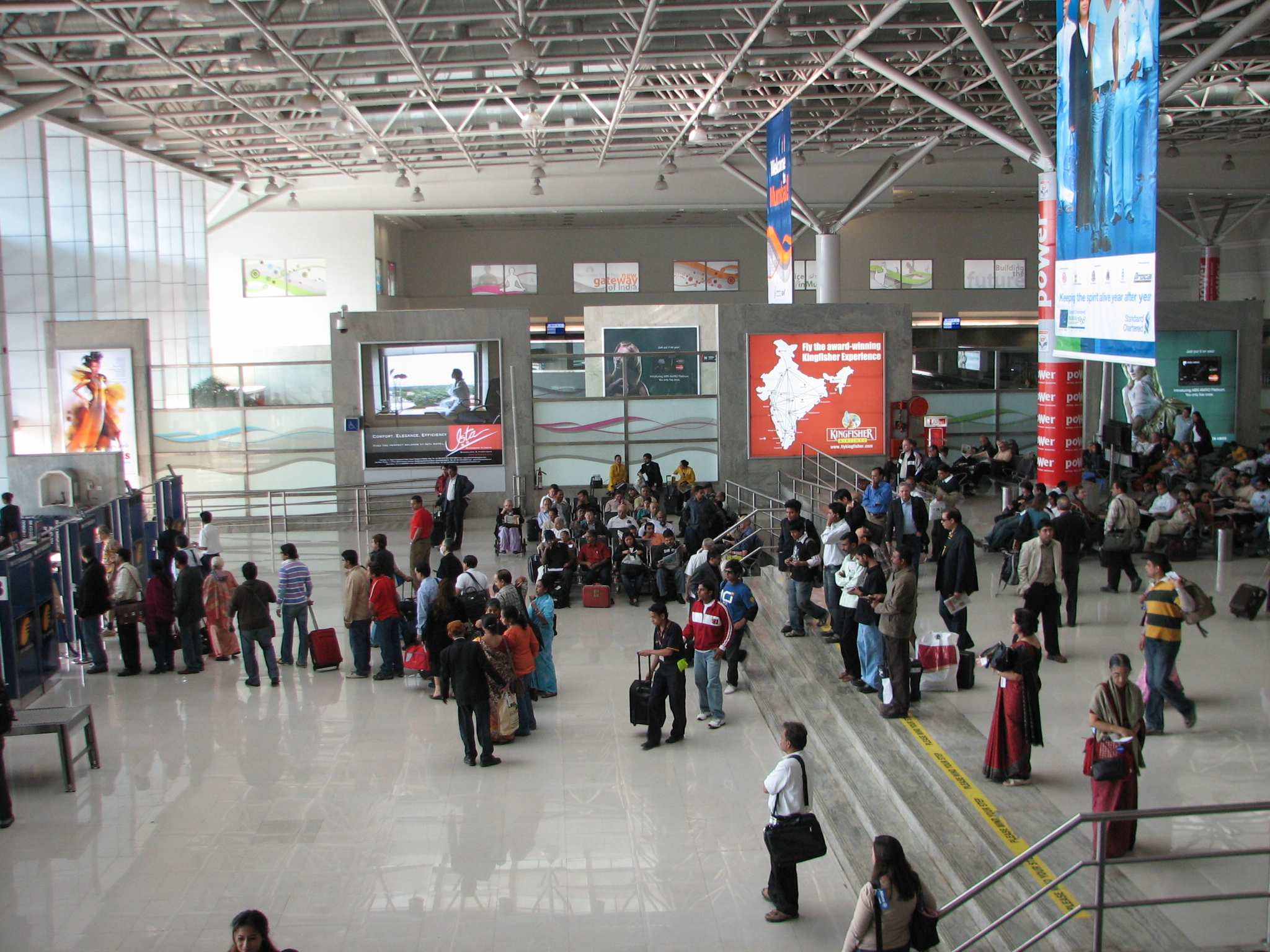 Mumbai-jet-departures-LARGE.JPG