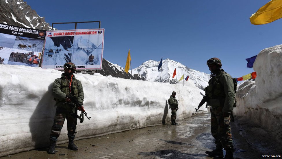 Military personnel on China-India border