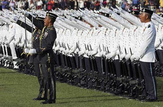 pledge-malaysia-army.jpg