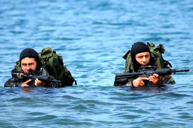 us_navy_seals_640_63.jpg