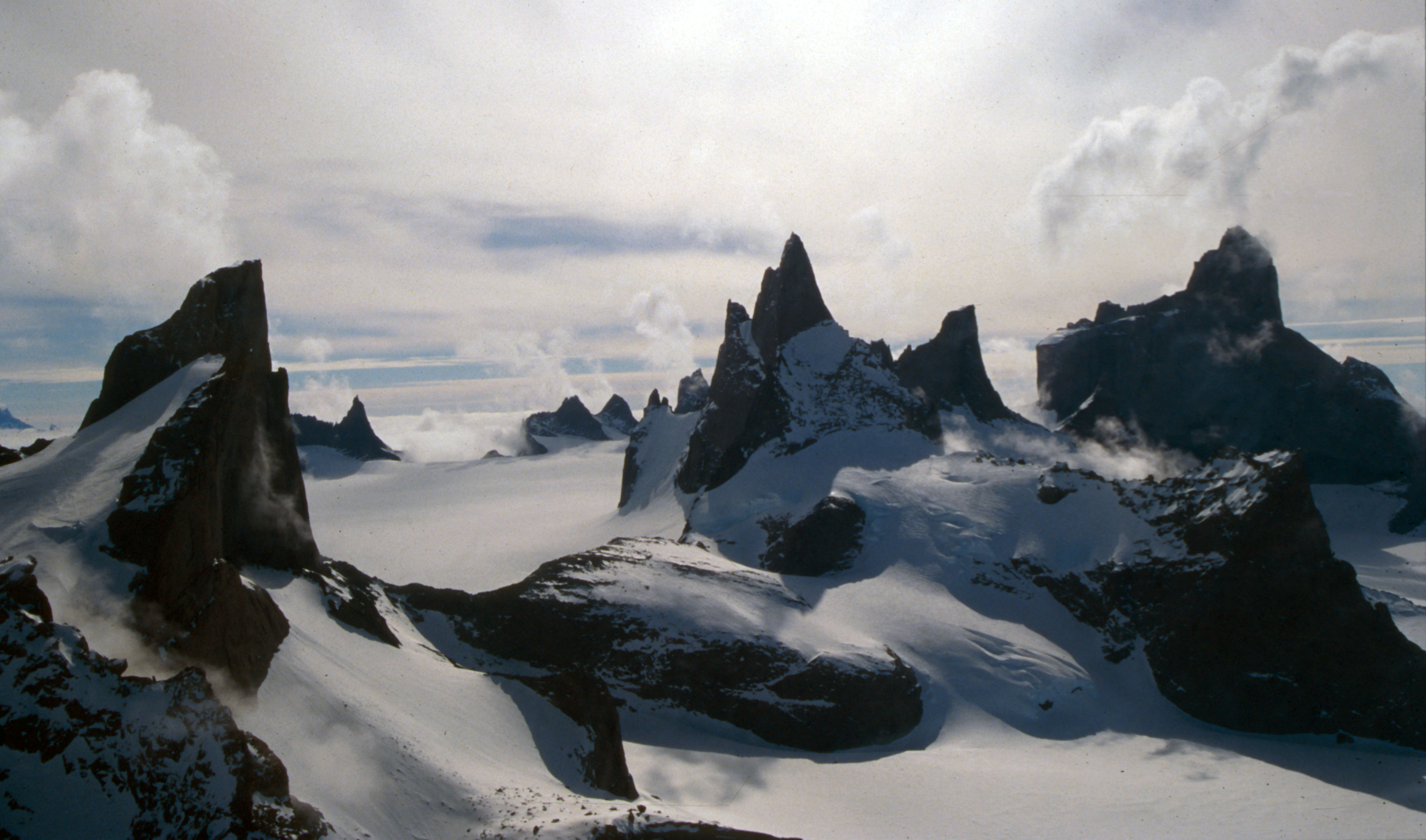 Southern_Drygalski_Mountains.jpg