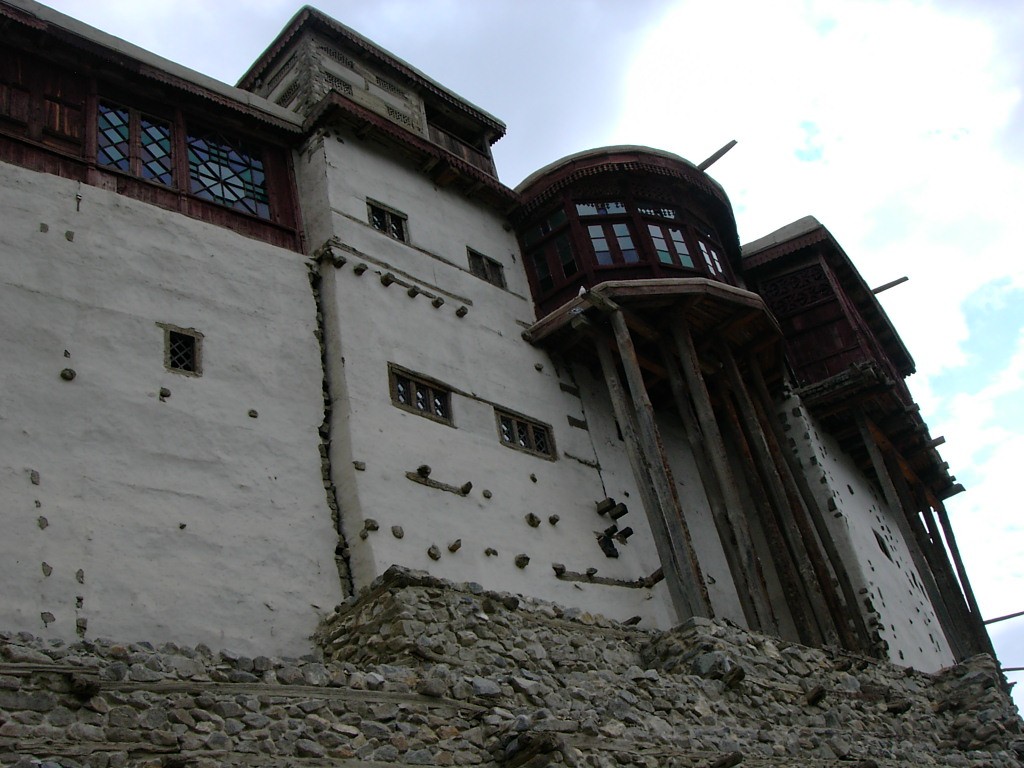 Balti_fort_in_hunza.jpg