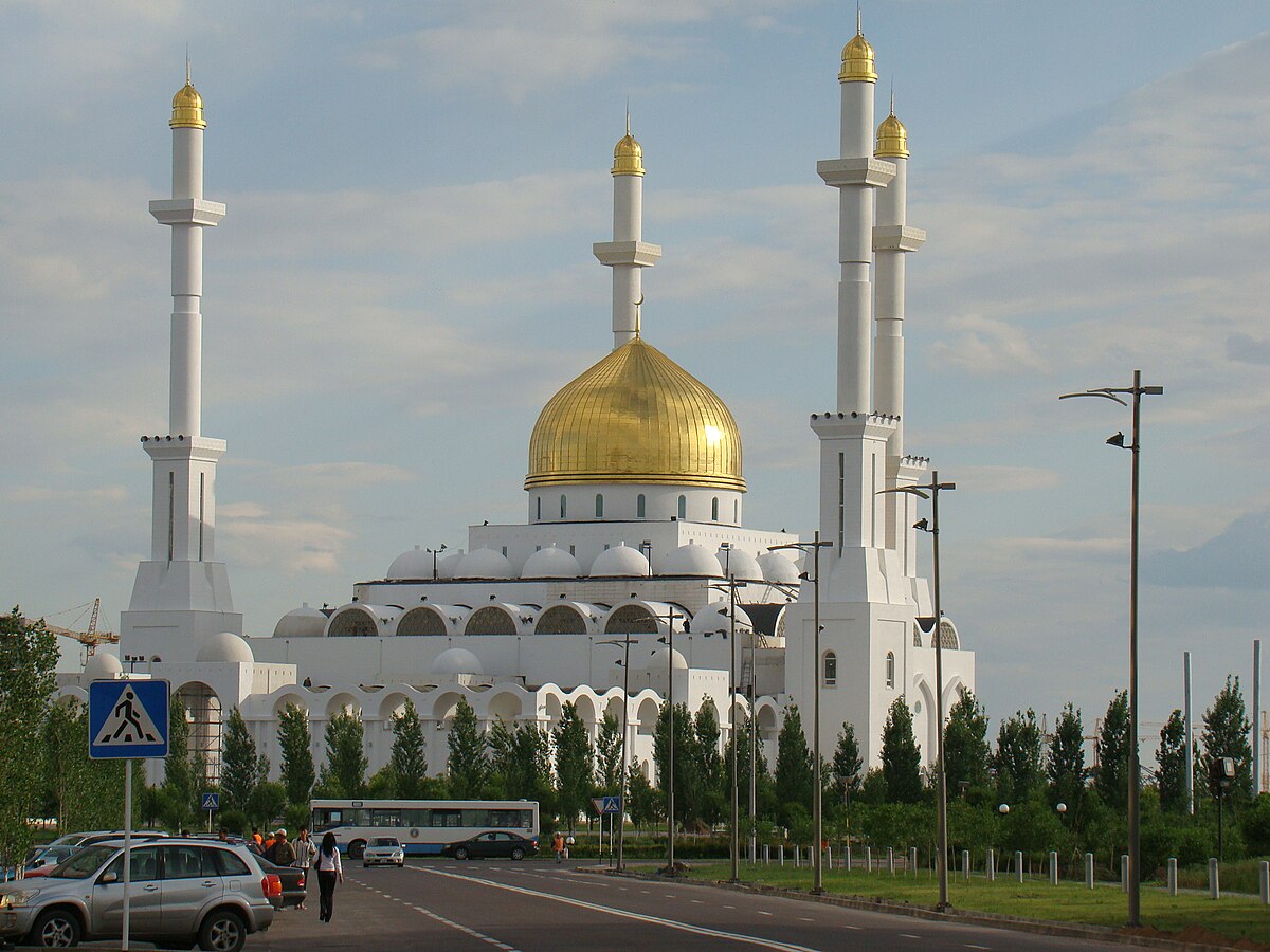 1200px-Nur_Astana_Mosque.jpg