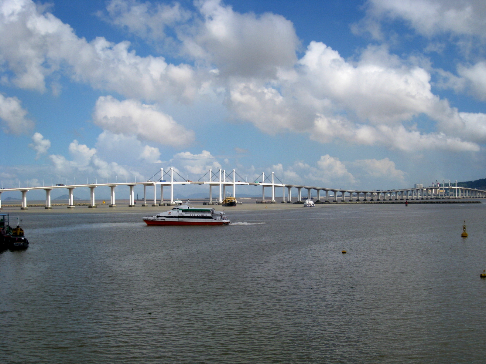 Macao_Friendship_Bridge.jpg