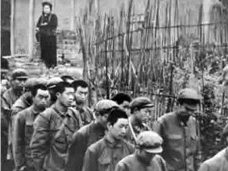 Chinese_solders_in_Vietnam_1979a.jpg