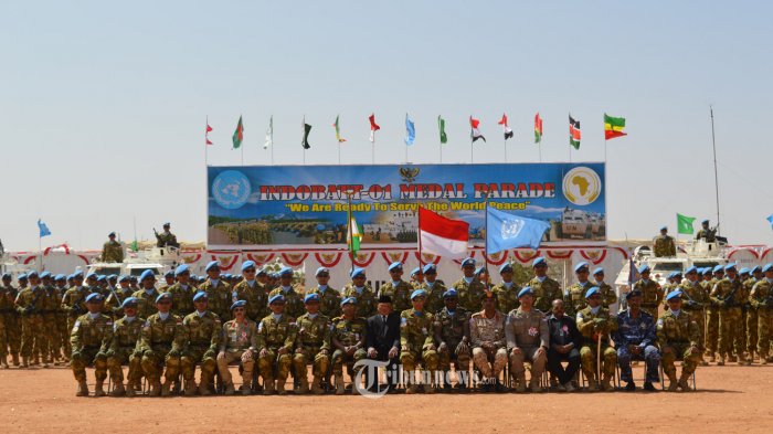 medali-parade-satgas-indobatt-01-di-darfur_20160122_094817.jpg