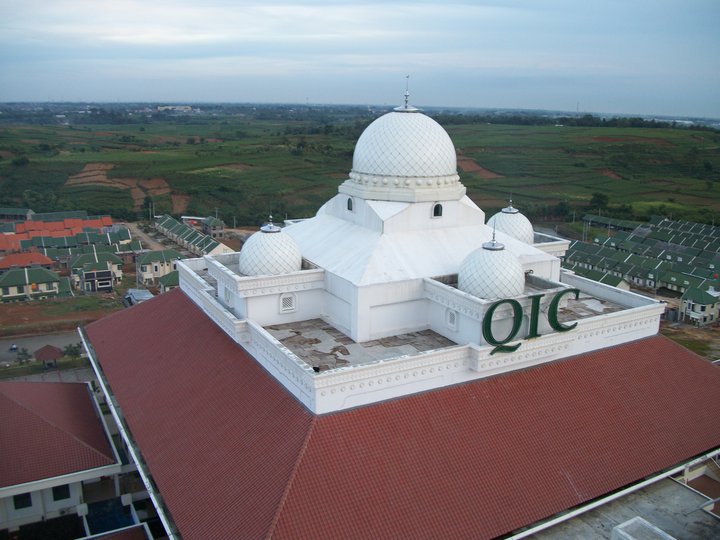 masjid-muammar-qaddafy-tampak-kubah.jpg