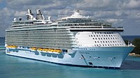 Oasis of the Seas (cropped).jpg