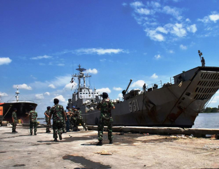 The KRI Teluk Gilimanuk 531, a Frosch I-class tank landing ship,  is docked on Oct. 9, 2017 at the Pontianak Main Naval Base XII in West Kalimantan.