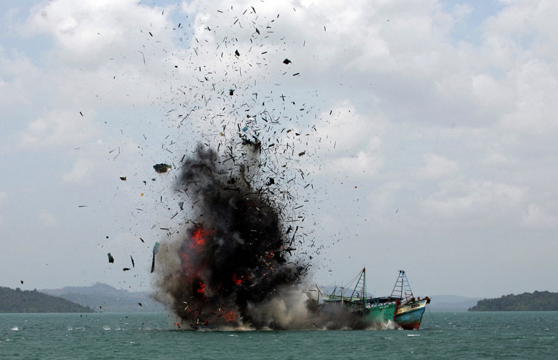 Illegal-Fishing-in-Batam.jpg