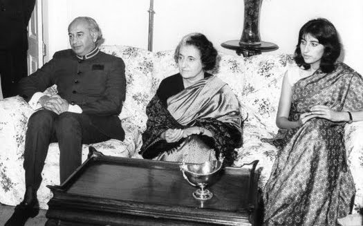 bhutto-indra-benazir.jpg