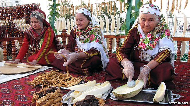 _68529151_turkmen_melons_g.jpg