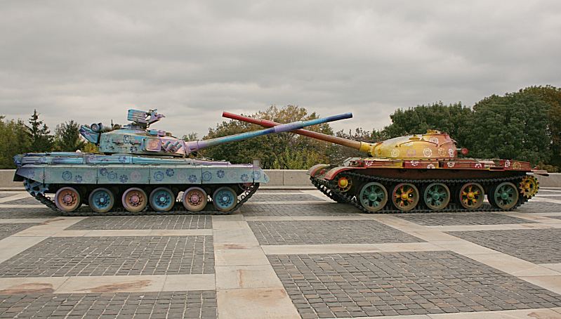 Tanks%20at%20Kiev_01.JPG