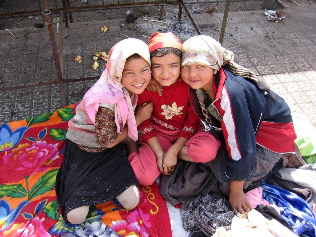 Khotan-mercado-chicas-d01.jpg