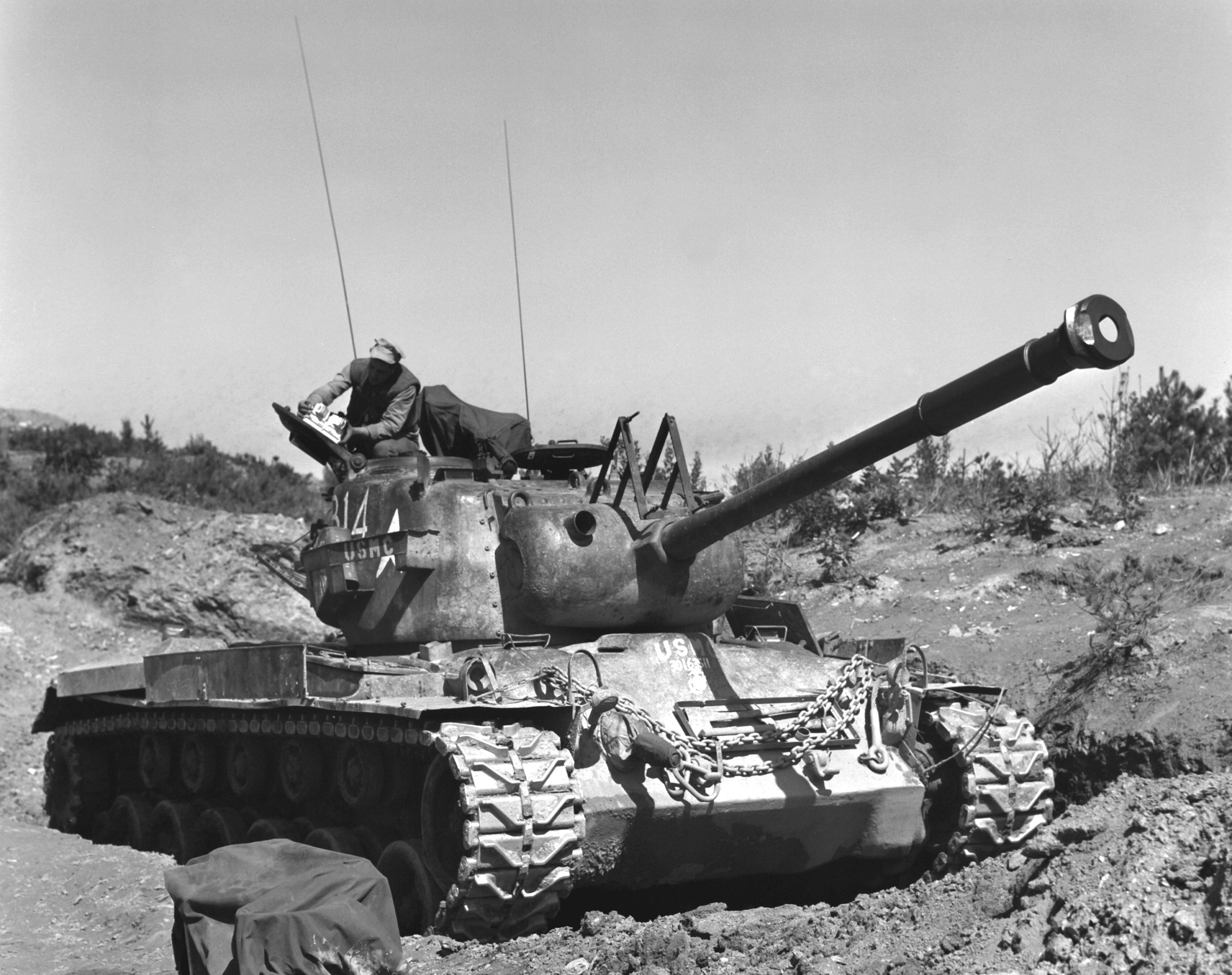 Marines-tank-Korea-19530705.JPEG