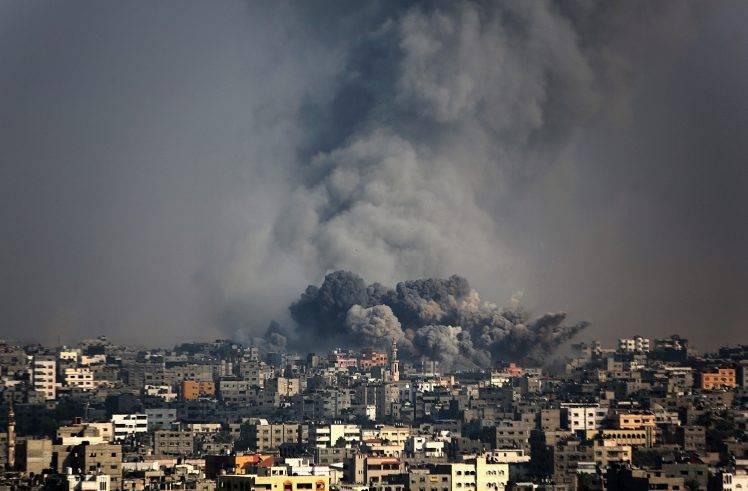 7349-Gaza-Palestine-war-smoke-destruction-clouds-748x491.jpg