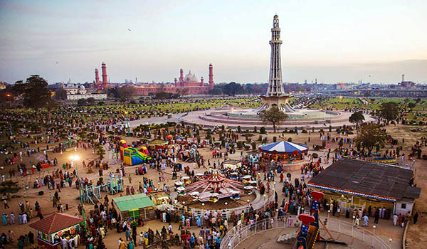 orgsize_5Lahore%20Minar-e-Pakistan1.jpg