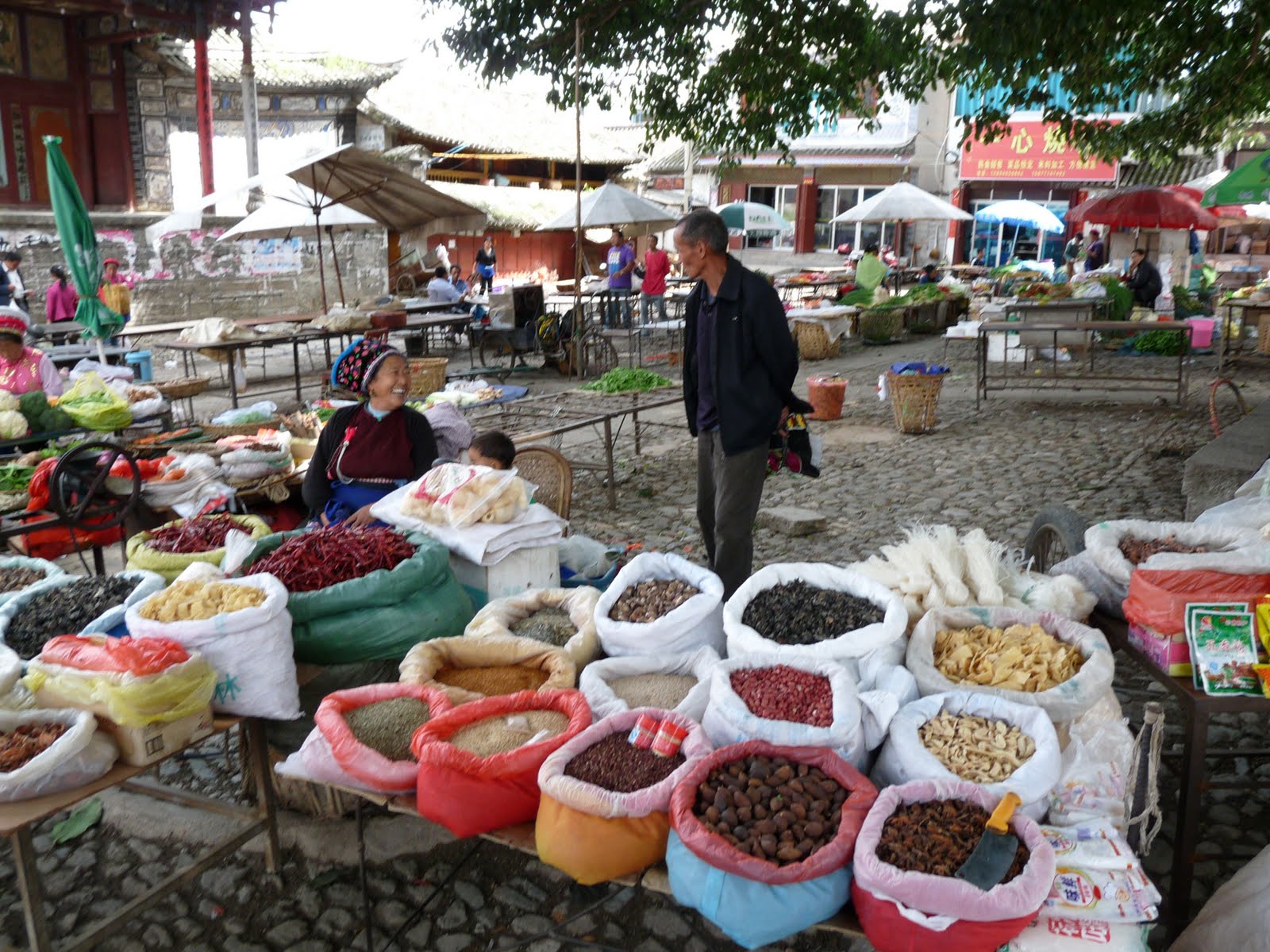 MarketinBaiVillage.jpg