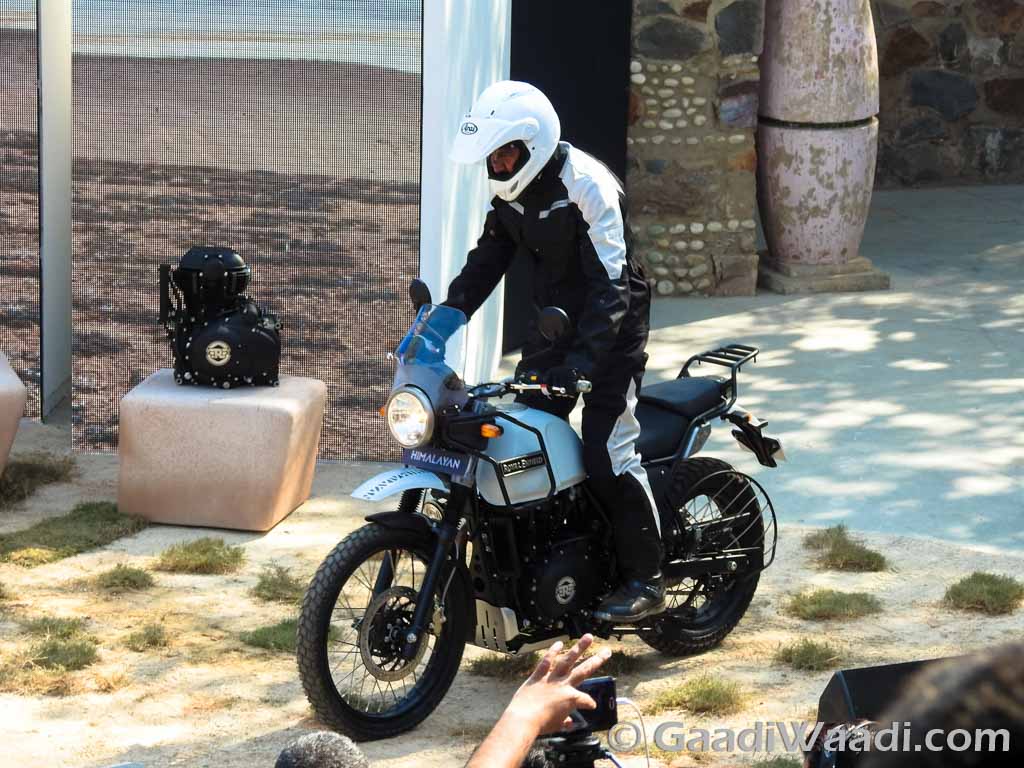 Royal-Enfield-himalayan-launched-2-India.jpg