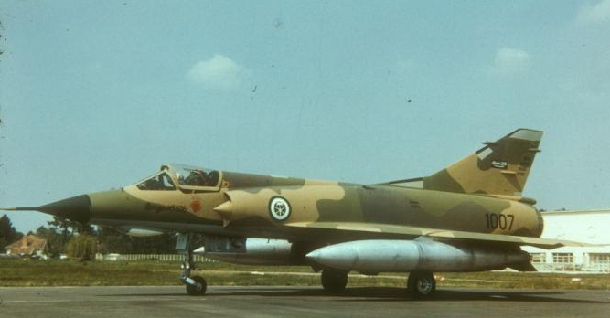 Dassault_Mirage_5_%28Saudi_Arabia%29.jpg