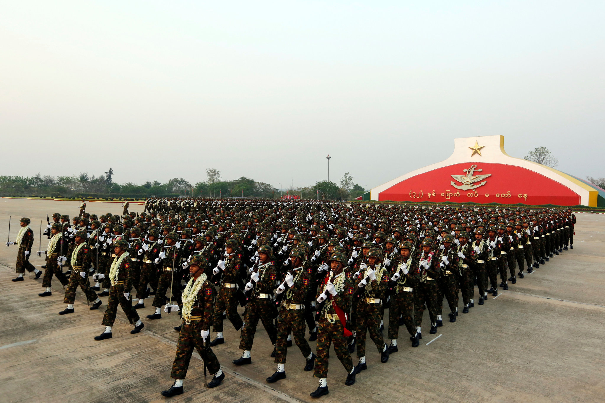 00myanmar-military-1-superJumbo.jpg