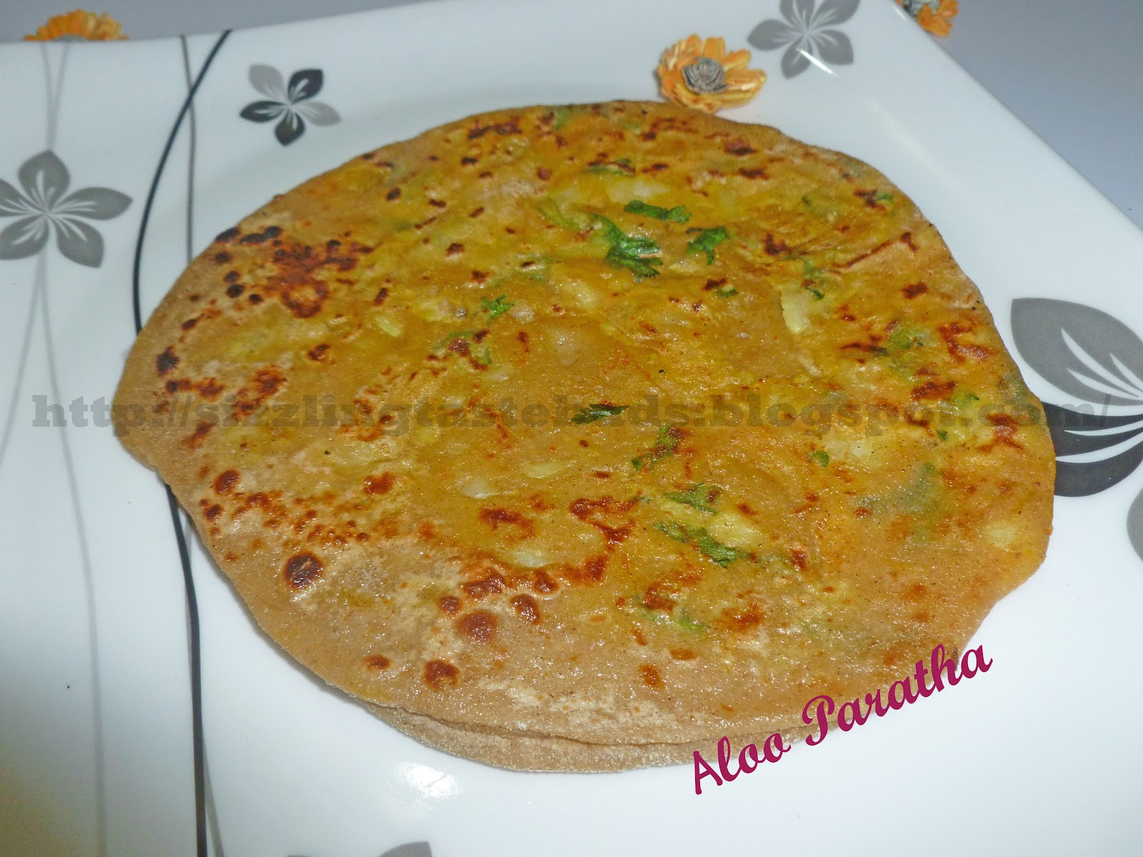 Aloo_Paratha.jpg