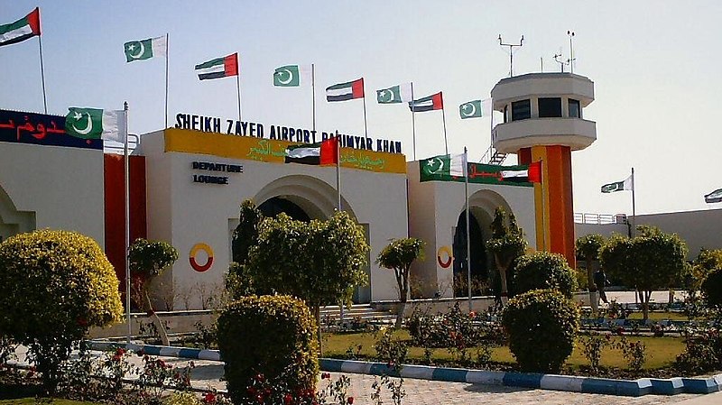 800px-Shaikh_Zayed_International_Airport.jpg