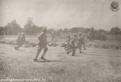 1965war-troopsadvance.jpg