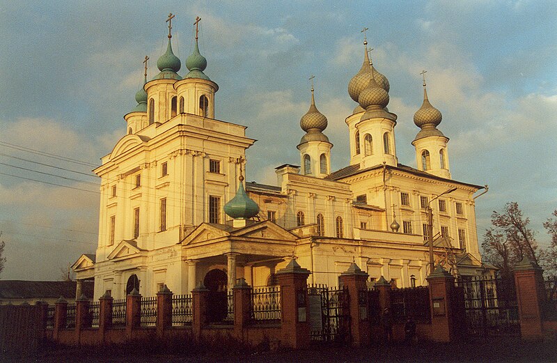 800px-Shuya_cathedral.jpg