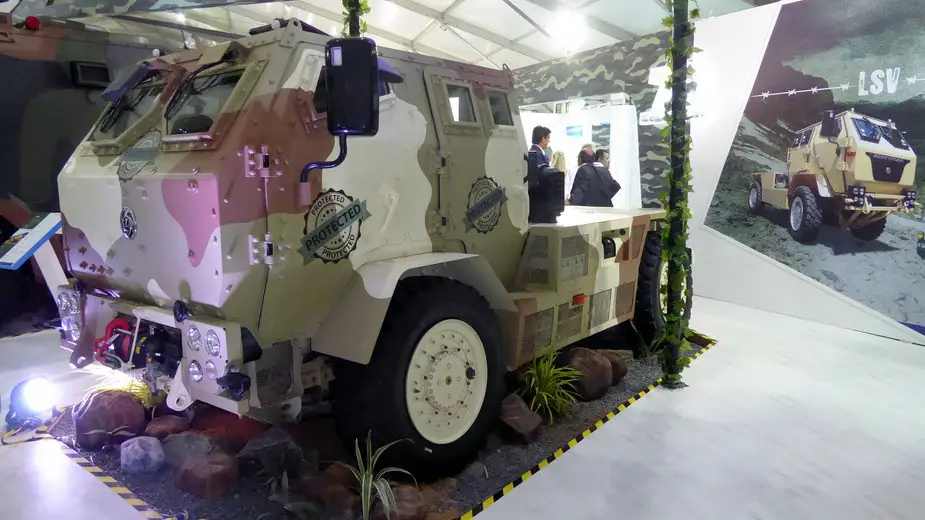 Ashok_Leyland_unveils_LSV_4x4_armoured_vehicle.jpg