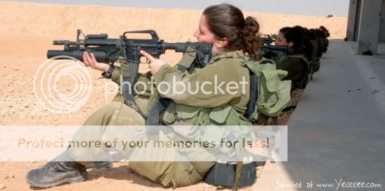 IsraeliArmyGirlsduringashootingtrai.jpg