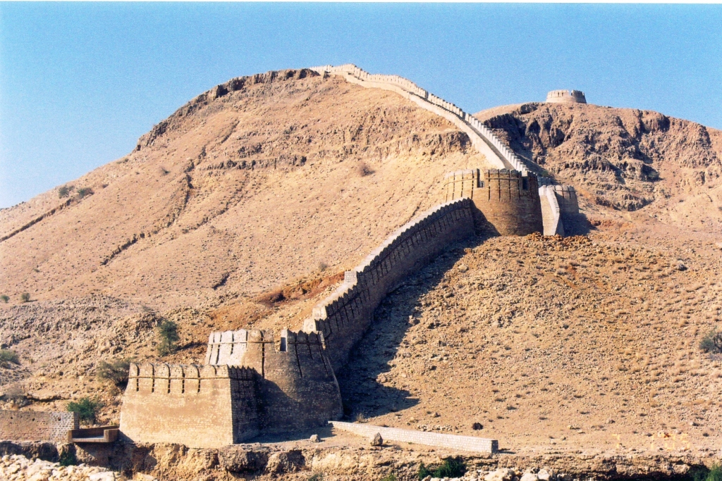 Ranikot-Fort-Pictures.jpg