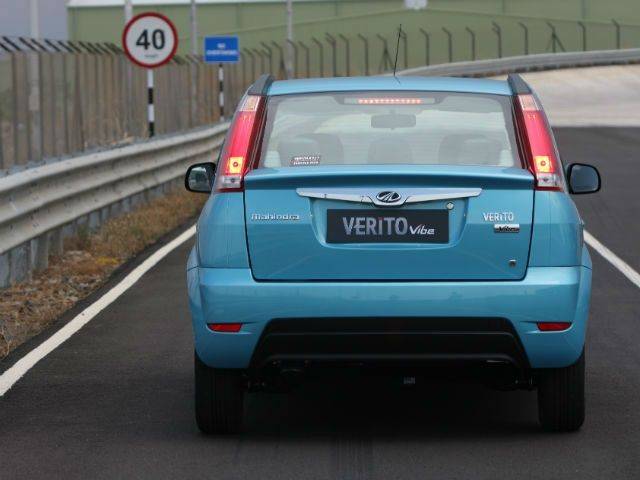 mahindra-verito-vibe-rear-static-pic-main7_640x480.jpg