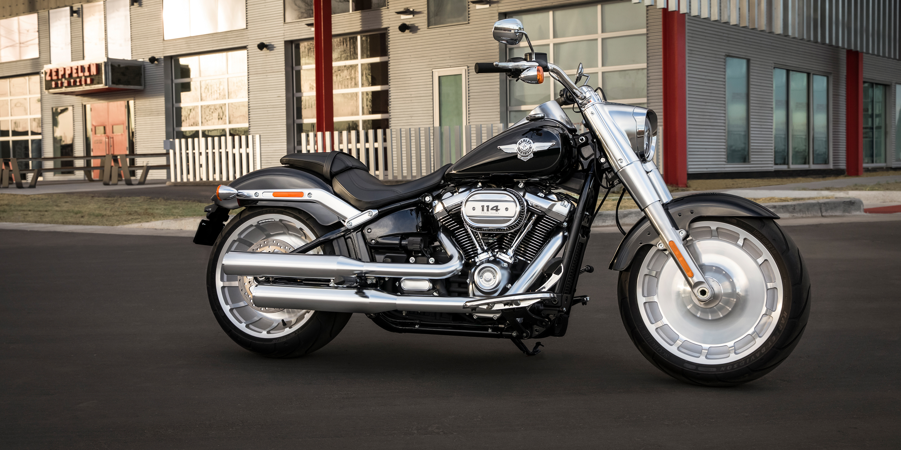 19-softail-fat-boy-114-hdi-hero.jpg