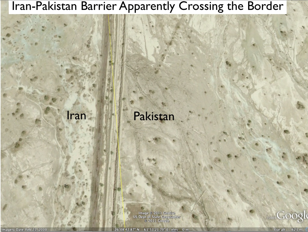 Iran-Pakistan-Border2.jpg