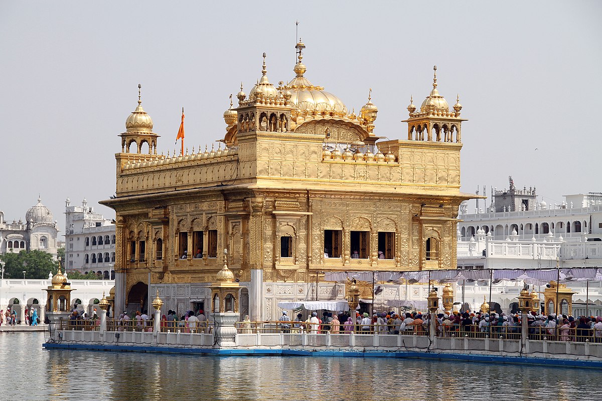 1200px-Hamandir_Sahib_%28Golden_Temple%29.jpg