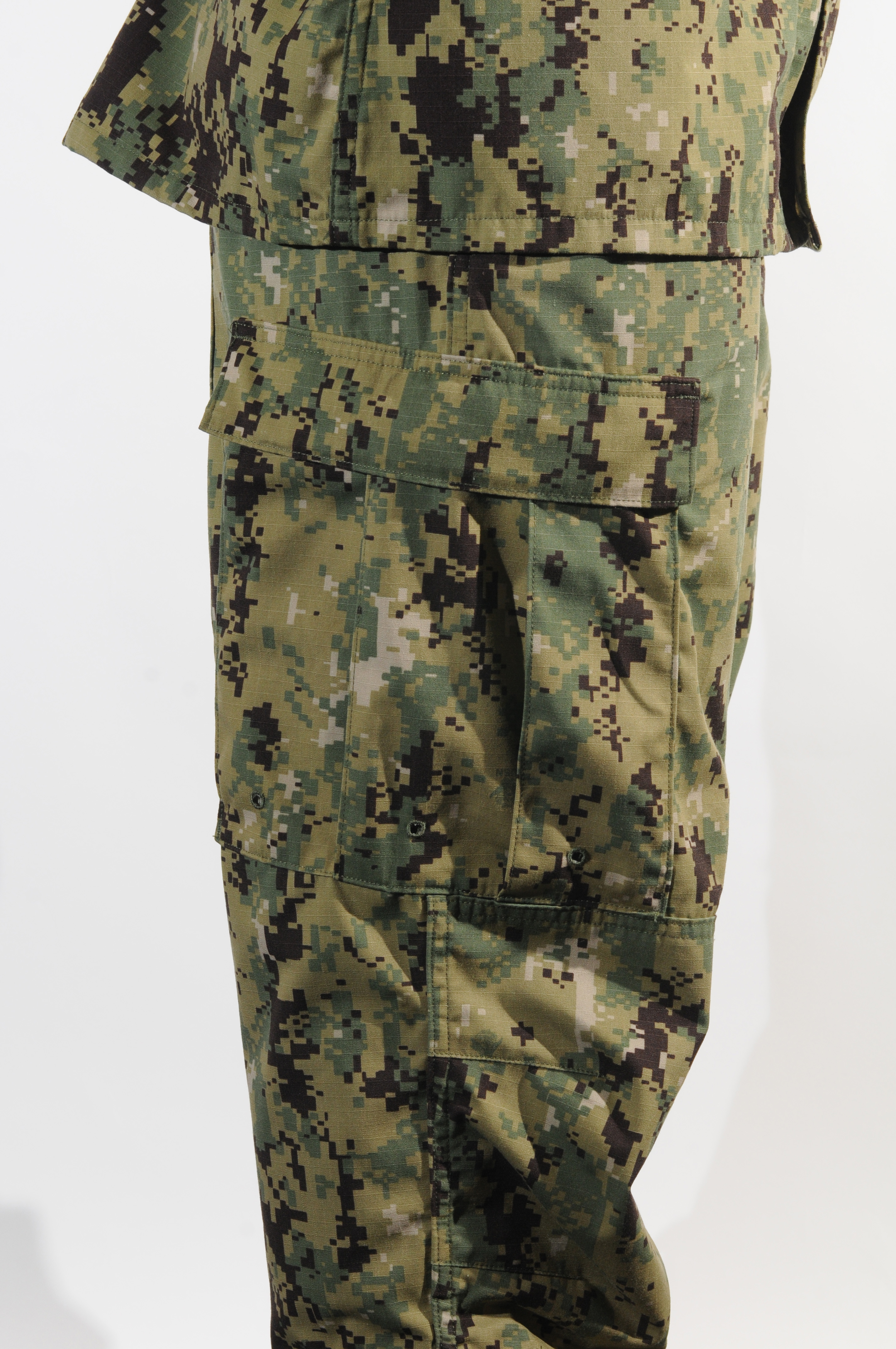 010311nt-yir-camo.jpg