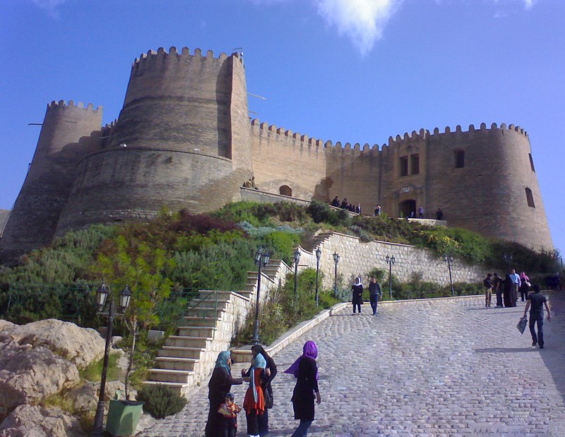 800px-Falak-ol-Aflak_Castle_07.JPG