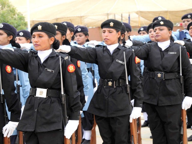 218770-CadetsPHOTORASHIDAJMERIEXPRESS-1311794853-920-640x480.jpg